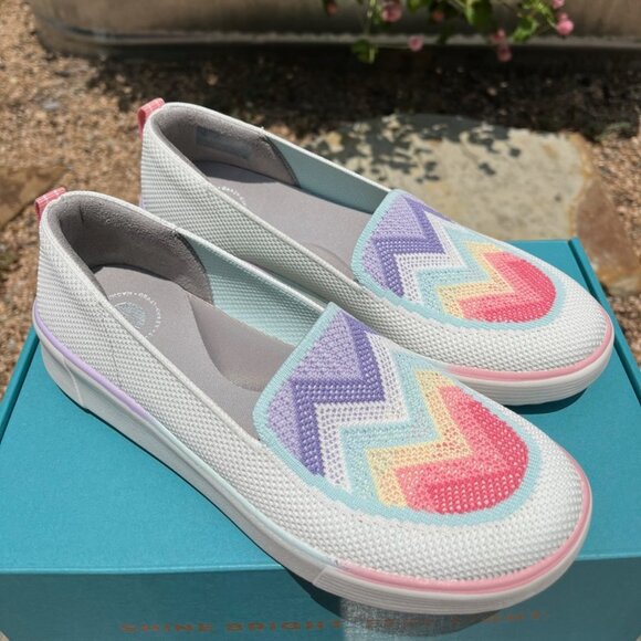 NWOTs Bzees® March On Moc slip-ons with Rainbow Zigzag Design - Picture 3 of 10